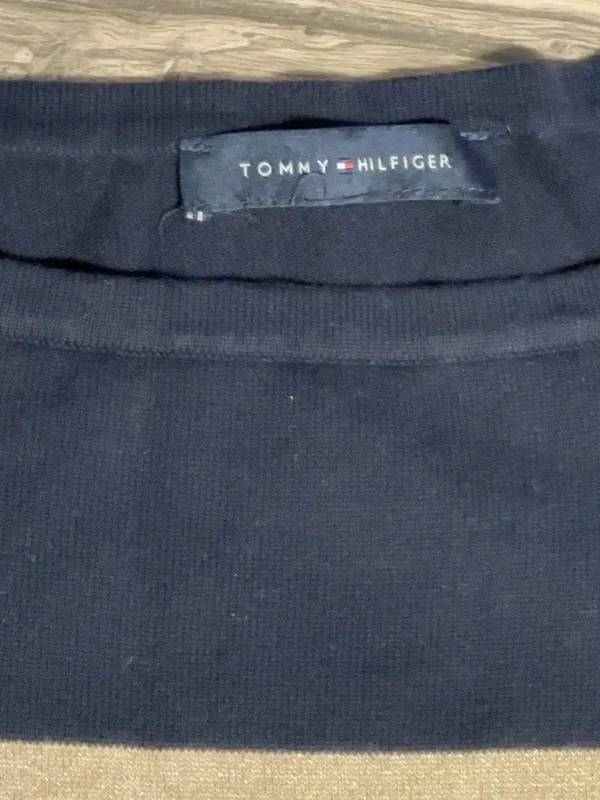 Tommy Hilfiger Women’s L Red Navy Gold Striped Cotton Sweater - Image 9