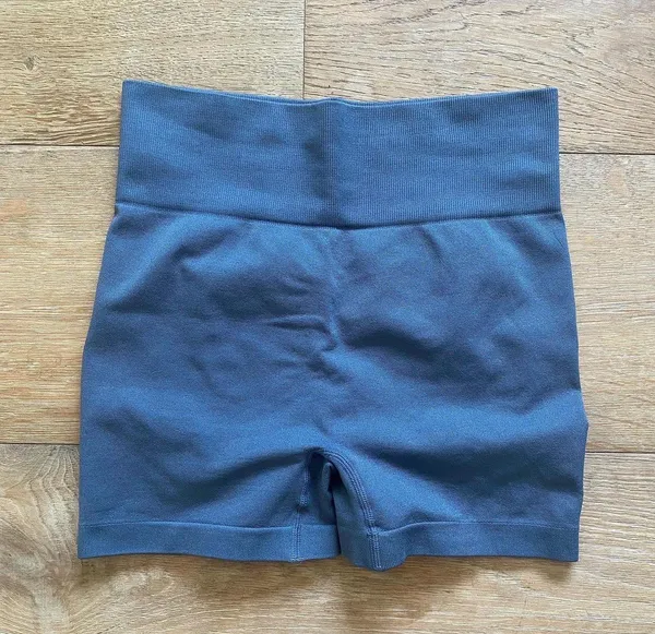 SheIn seamless high stretch scrunch butt shorts 🏋️ - Image 3
