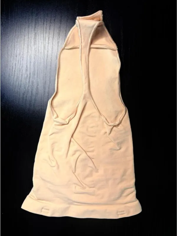 SKIMS Seamless Sculpt Thong Bodysuit Nude Small NEW - Image 5