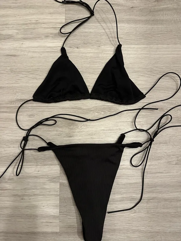 Amazon Black String Bikini Set - Image 2