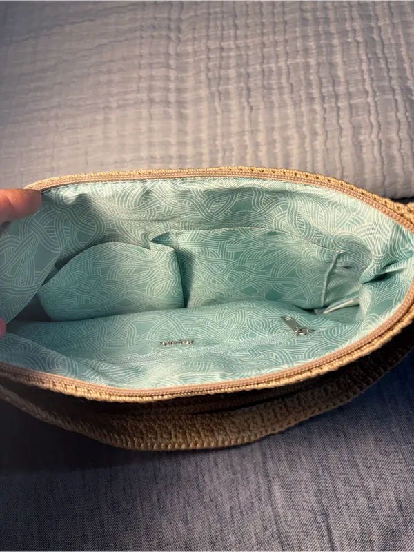 The Sak Woven Shoulder Bag in Tan - Image 7