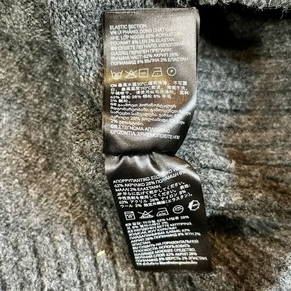 H&M Women’s Large Gray Turtleneck with Cuff Wrist - Image 11