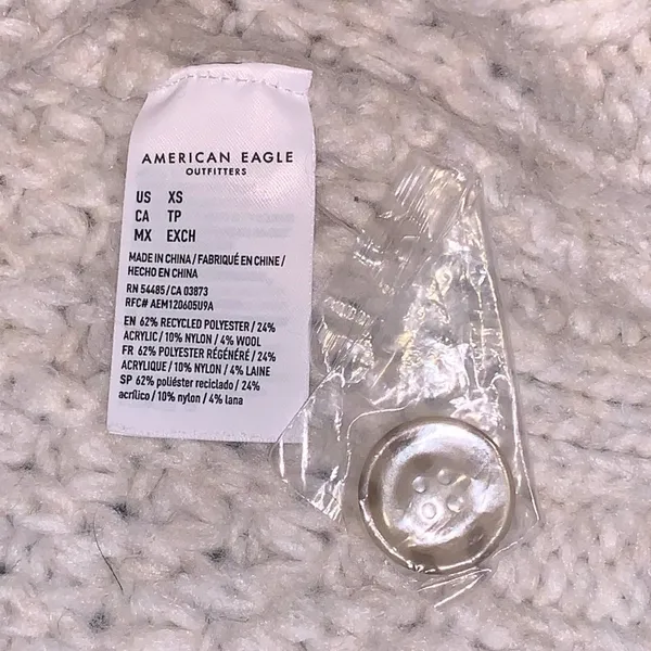 American Eagle Cream Cable Knit Mock Neck Button Sweater XS‎ Cream White Cozy - Image 4