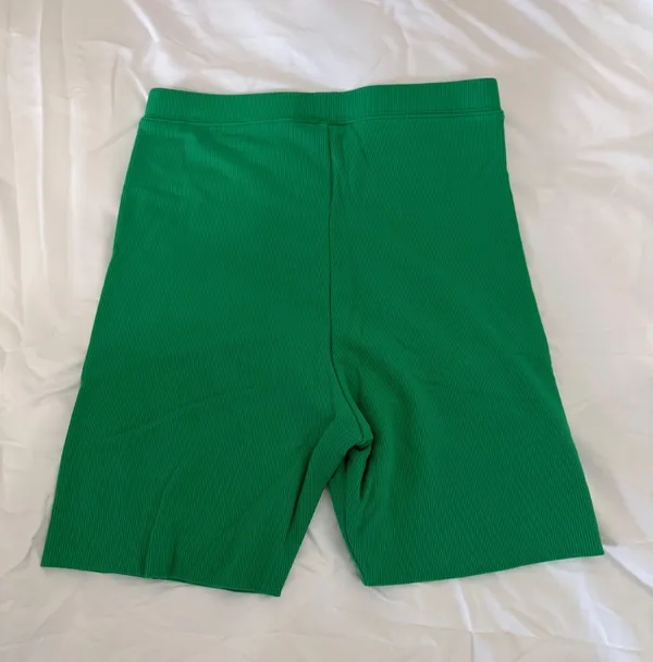 NEW White Fox Ribbed Biker Shorts - Image 4