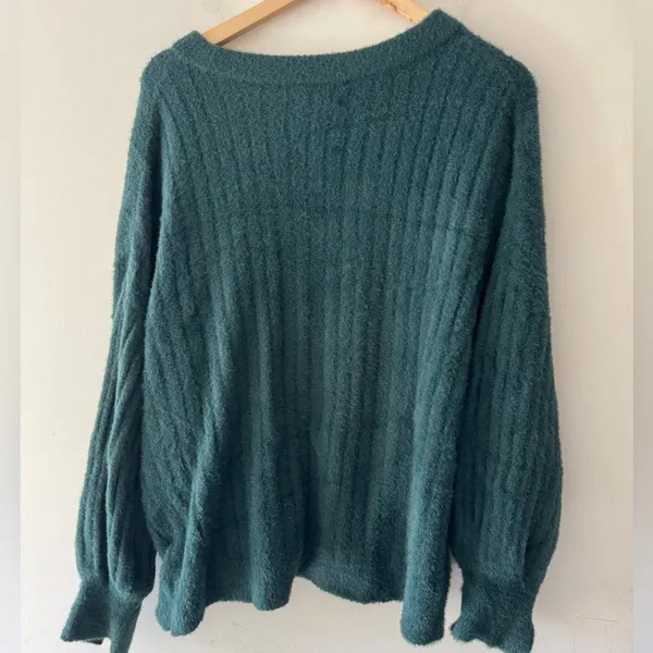 Aerie Emerald Green Fuzzy Soft‎ Buttercream Crew Sweater - Image 4