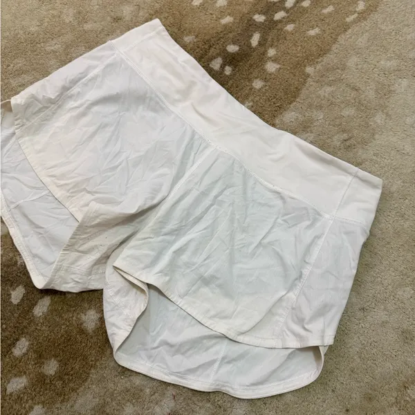 Lululemon Athletica BNWOT white speed shorts 10 tall - Image 3