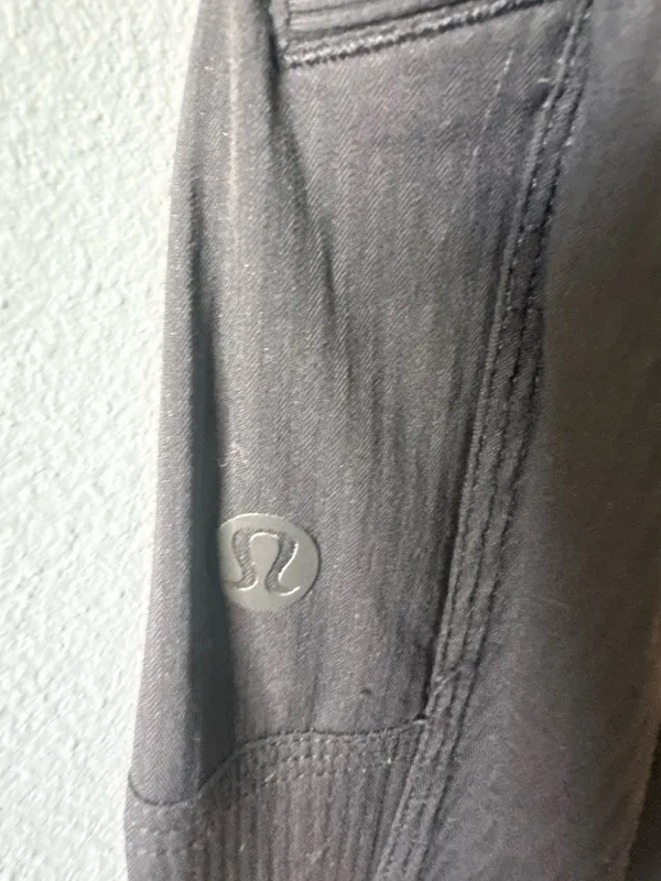 Lululemon Cargo Pants - Image 4