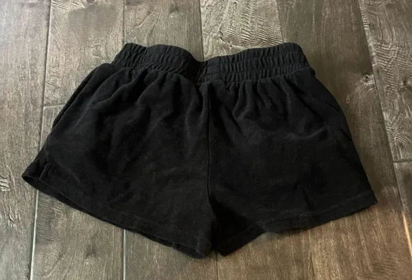 Forever 21 Black Shorts - Image 2