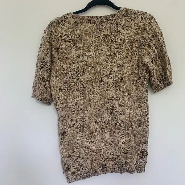 Madison short sleeve blouse Size L - Image 4