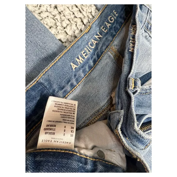 American Eagle Mom Jeans - Image 5