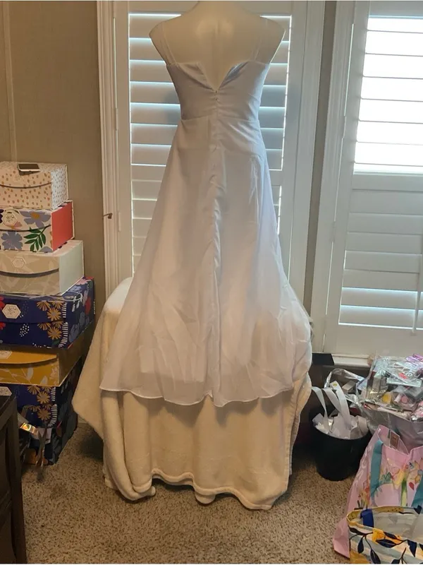 White Maxi Dress with Ruffle Detail - Image 4