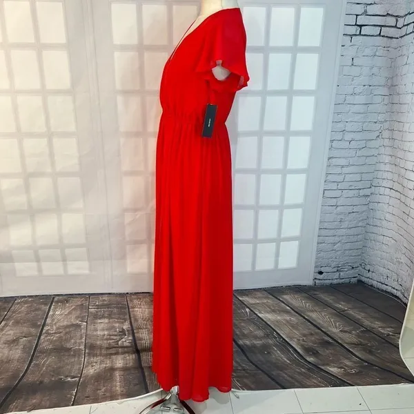 Lulu’s nwt Lost in the Moment Red Maxi Dress size small - Image 10