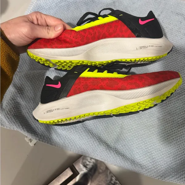 Nike air zoom Pegasus 38 chile red hyper pink size wmns8 - Image 5