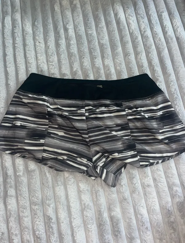 Nike Running Dri-Fit Shorts - Image 2