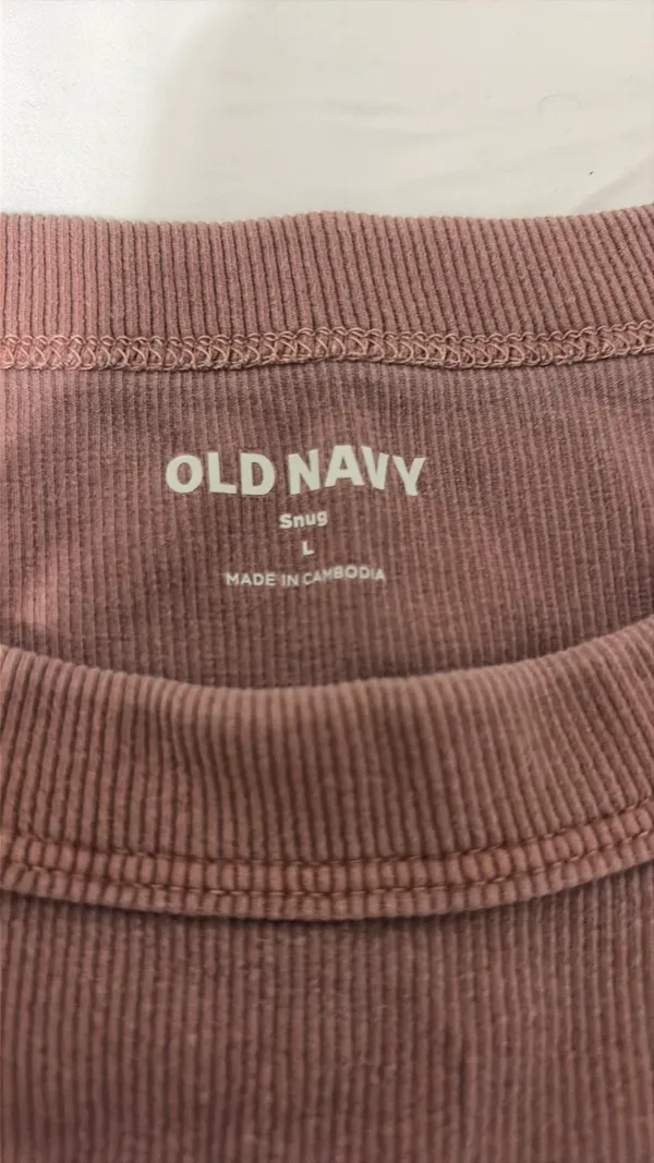 old navy top - Image 2