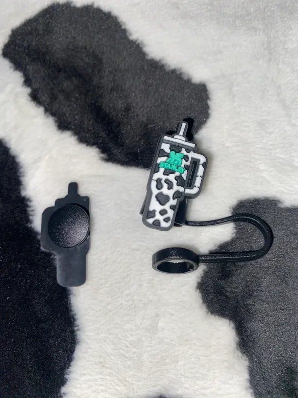 Straw Topper & Croc Charm - Image 3