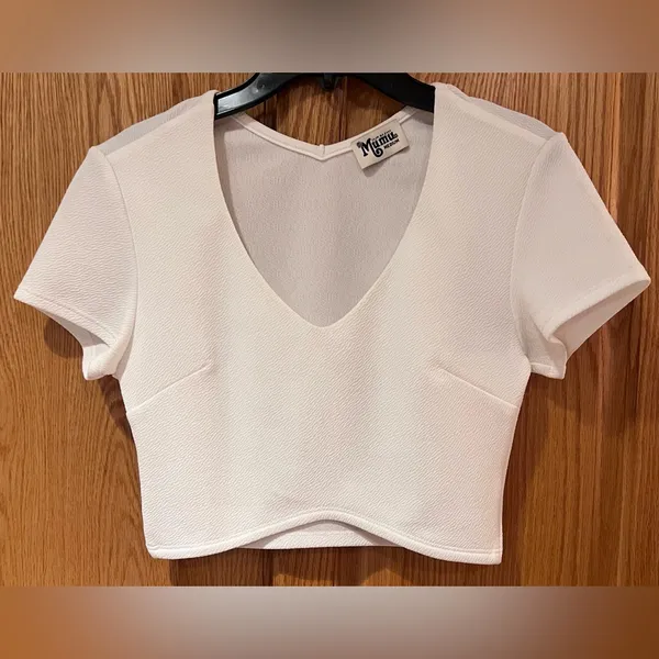 Show Me Your Mumu Miami V-Neck Stretch Crepe Crop Top in Bone‎ Size Medium - Image 6