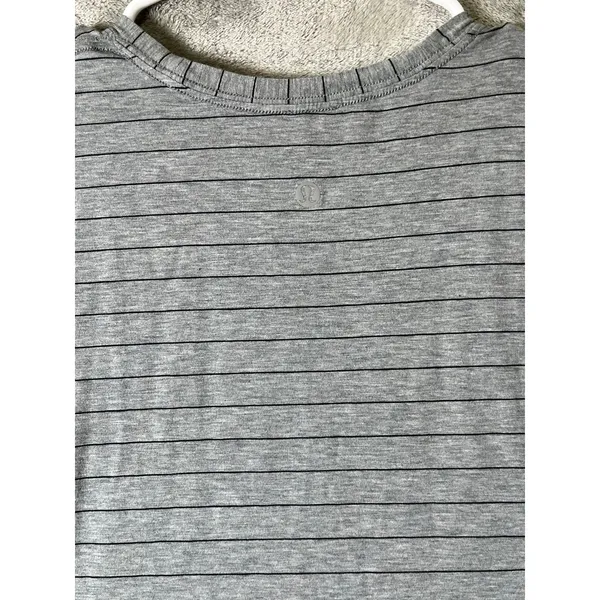 Lululemon Love Crew Short Sleeve T-Shirt Short Serve Stripe Heathered Size 4 - Image 4