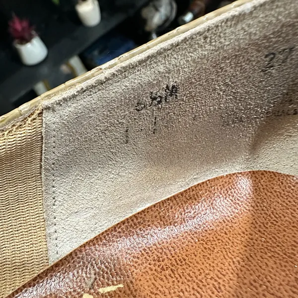 Vintage Faux Leather Purse & Heels Set – Size 6.5 - Image 4