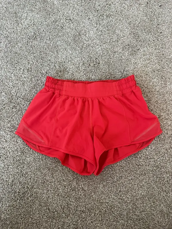 Lululemon Shorts Hotty Hot Low-Rise 2.5" Lined 6 - Image 2