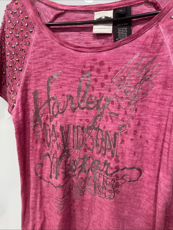 Harley Davidson Women's Pink Stone Grungy Short Sleeve T Shirt Medium - Image 2