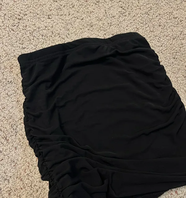 Black mini skirt high waisted - Image 2