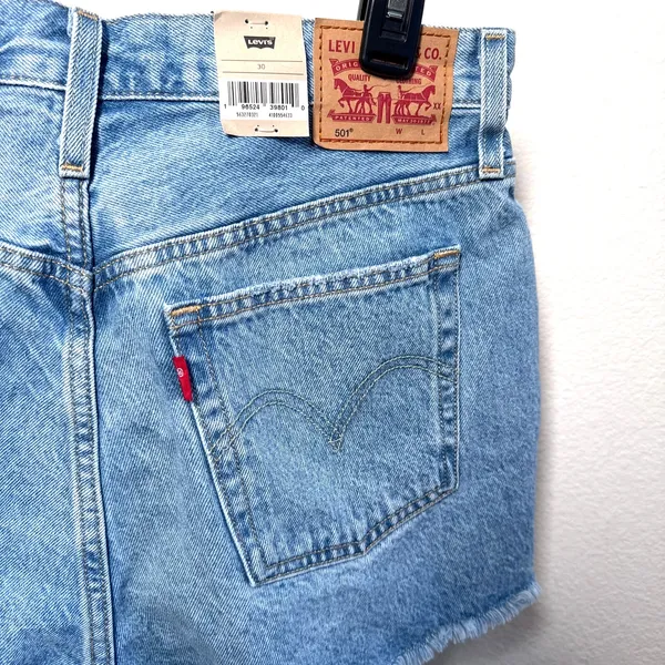 Levi’s 501 High Rise Distressed Denim Cutoff Shorts Raw Hem Size 30 - Image 9