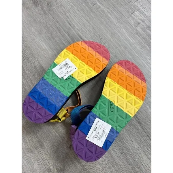 Teva Rainbow Sandals - Image 4