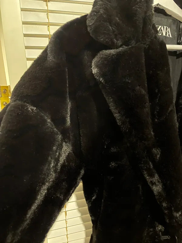 Fur Coat - Image 6