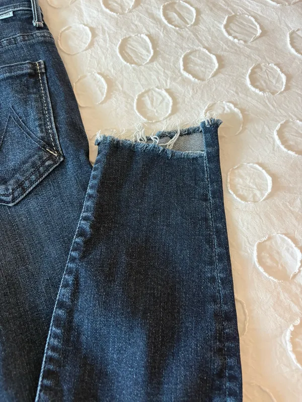 MOTHER Denim Jeans Skinny Looker Ankle Fray - Image 8