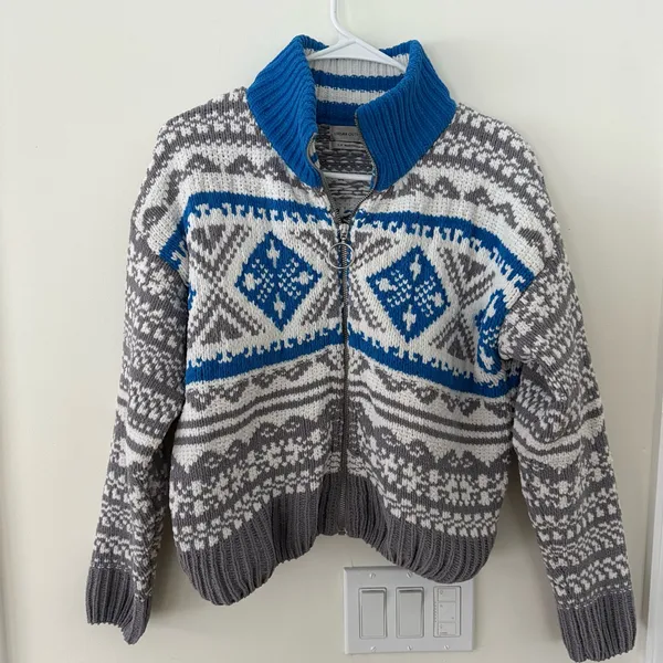 Urban Outfitters Blue and Gray Textured Scout Shrunken Zip-Up Sweater Size S - Image 5