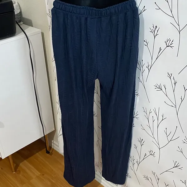 Splendid Navy Straight Leg Pants - Image 2