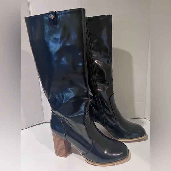 Leila Stone Vegan Black Patent Leather Cynira Knee-High Boots Block Heel Size 10 - Image 4