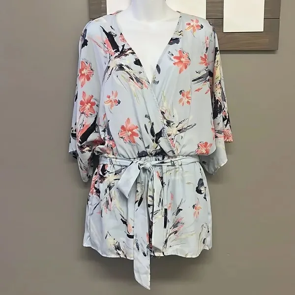 Lulus Pastel Floral V-Neck Flowy Sleeves Romper with Removable Belt- Large - Image 3