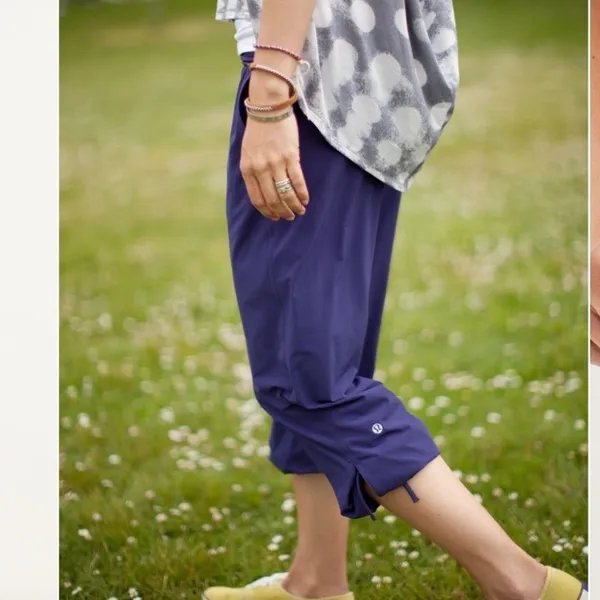 Lululemon Om Pants Purple High Rise Yoga‎ Joggers Adjustable Hem Size 6 - Image 5
