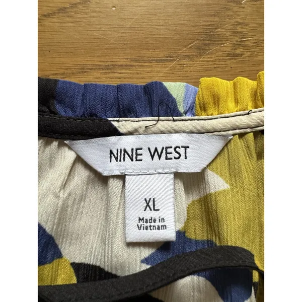 Nine West Women‎ Sz XL V Neck Short Sleeve Blouse Lightweight Polyester Colorful - Image 3