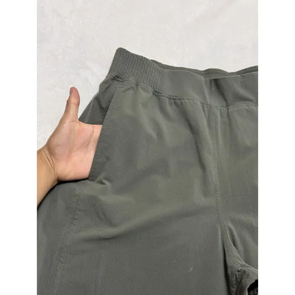 Lululemon Women's Green Stretch Woven Wide Leg High Rise Pants Size Medium - Image 4