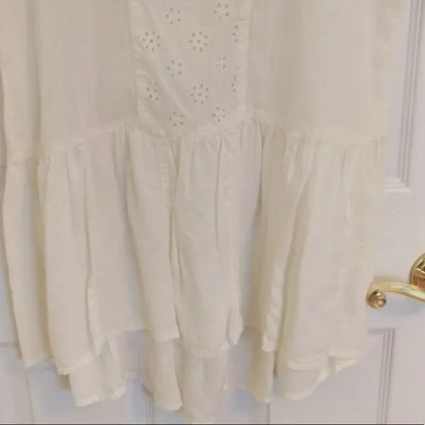 ✨ Wild Pearl Cream Flowy Babydoll Eyelet Top✨ - Image 4