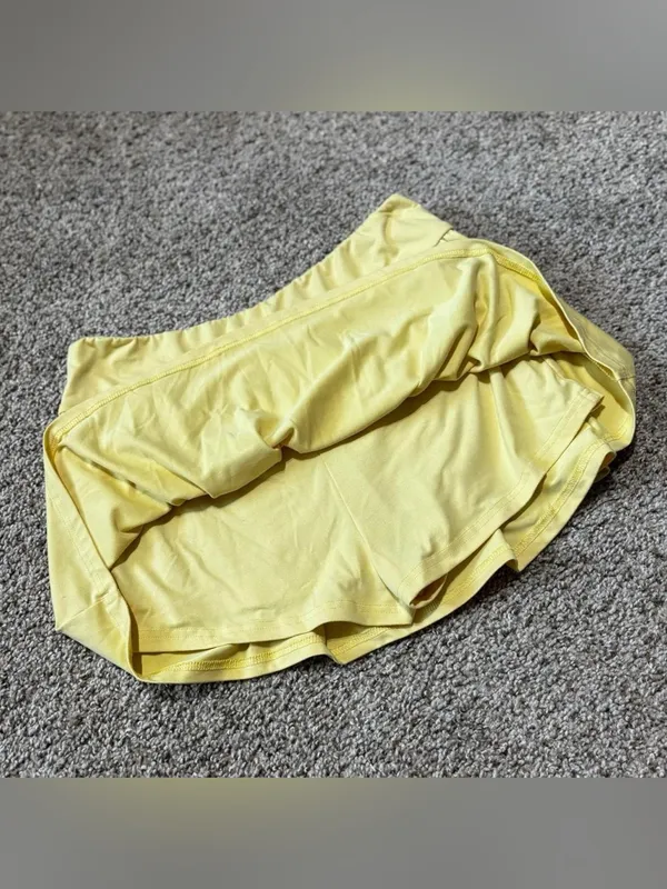 butter yellow skort Size M - Image 4
