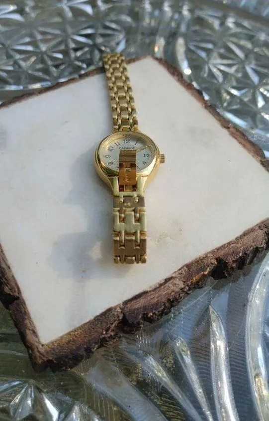 Carriage Timex Quartz Ladies Gold-Tone Watch Chain-Link Bracelet - Image 8
