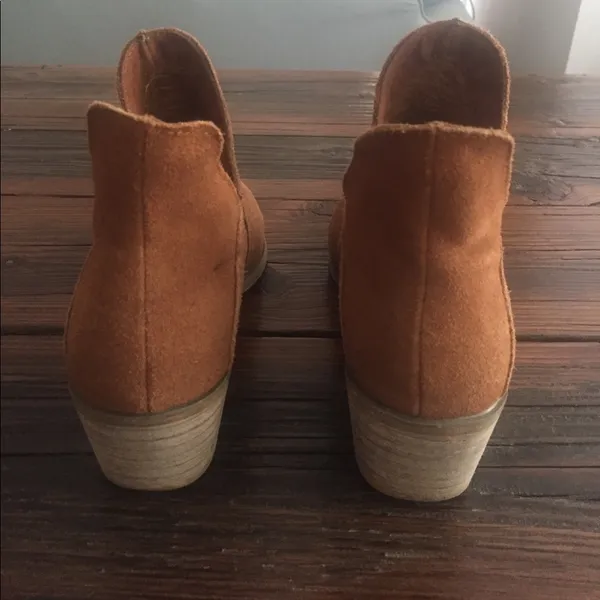 Brown suede booties - Image 4