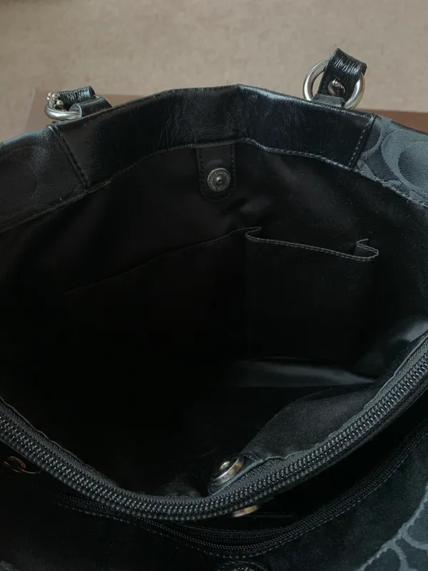 Black Purse - Image 10