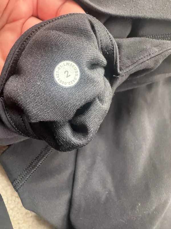 Lululemon Mini Flare Align - Image 3