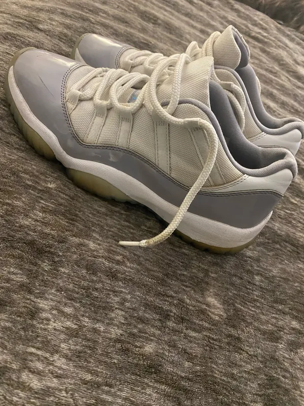 Air Jordan 11 Low Cement Grey Men’s Sneakers Shoes Size 9.5 - Image 4