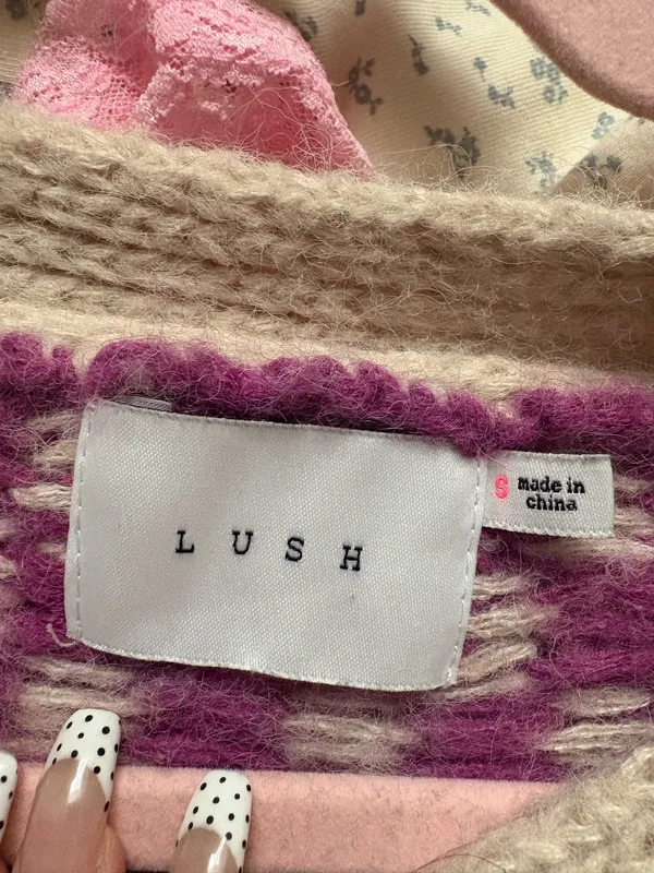 Lush Clothing Sweater - Image 3