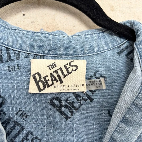Alice + Olivia x The Beatles I Want to Hold Your Hand Chambray Top - Image 4
