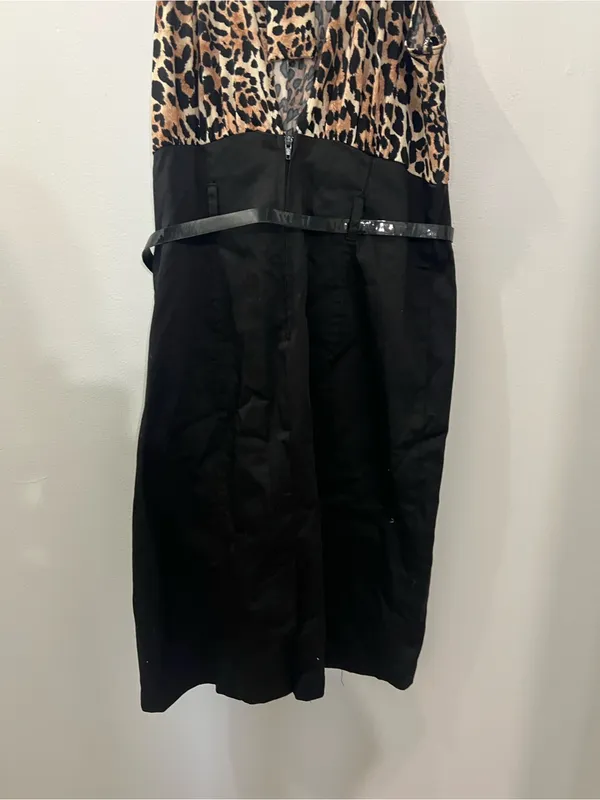 XOXO Leopard Print Bodice Black Skirt Open Back Dress - Image 4
