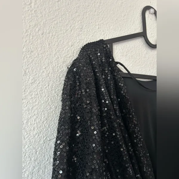 ASTR the label Sequin Flutter Sleeve Mini Dress DAMAGED! Sz M - Image 7