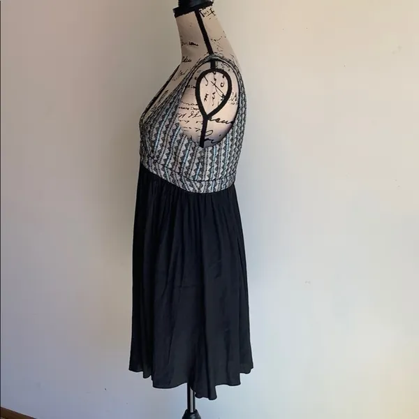 Ladakh Anthropologie Trapeze Dress Size 4 - Image 7