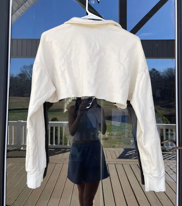 Princess Polly Cream Cropped Sweatshirt - Image 2
